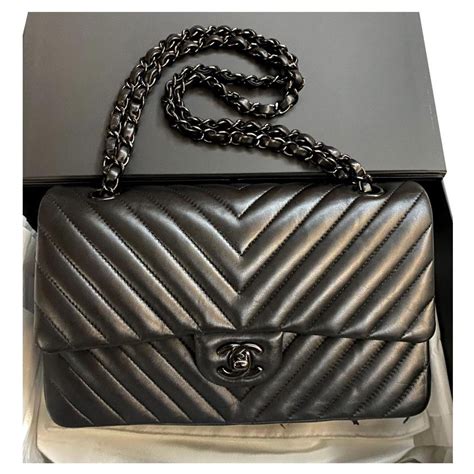 chanel so black chevron medium|Flap Bags .